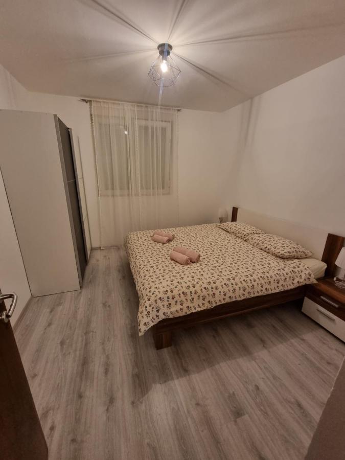 شقة Apartman Dana سبليت المظهر الخارجي الصورة
